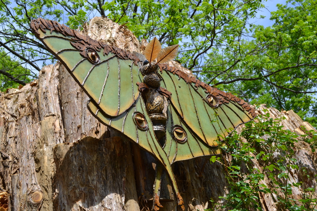 moth statue